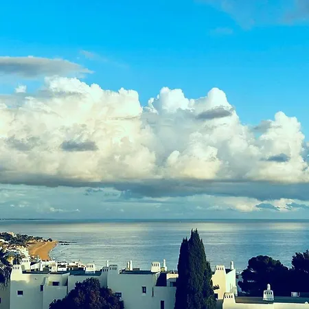 Seaview By Moje Apartment